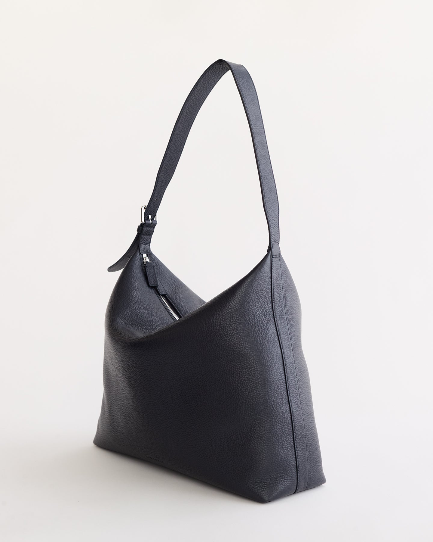 Large Daisy Bag: Navy