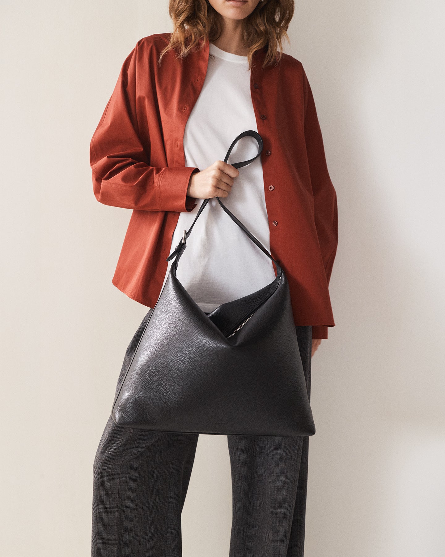 Large Daisy Bag: Black