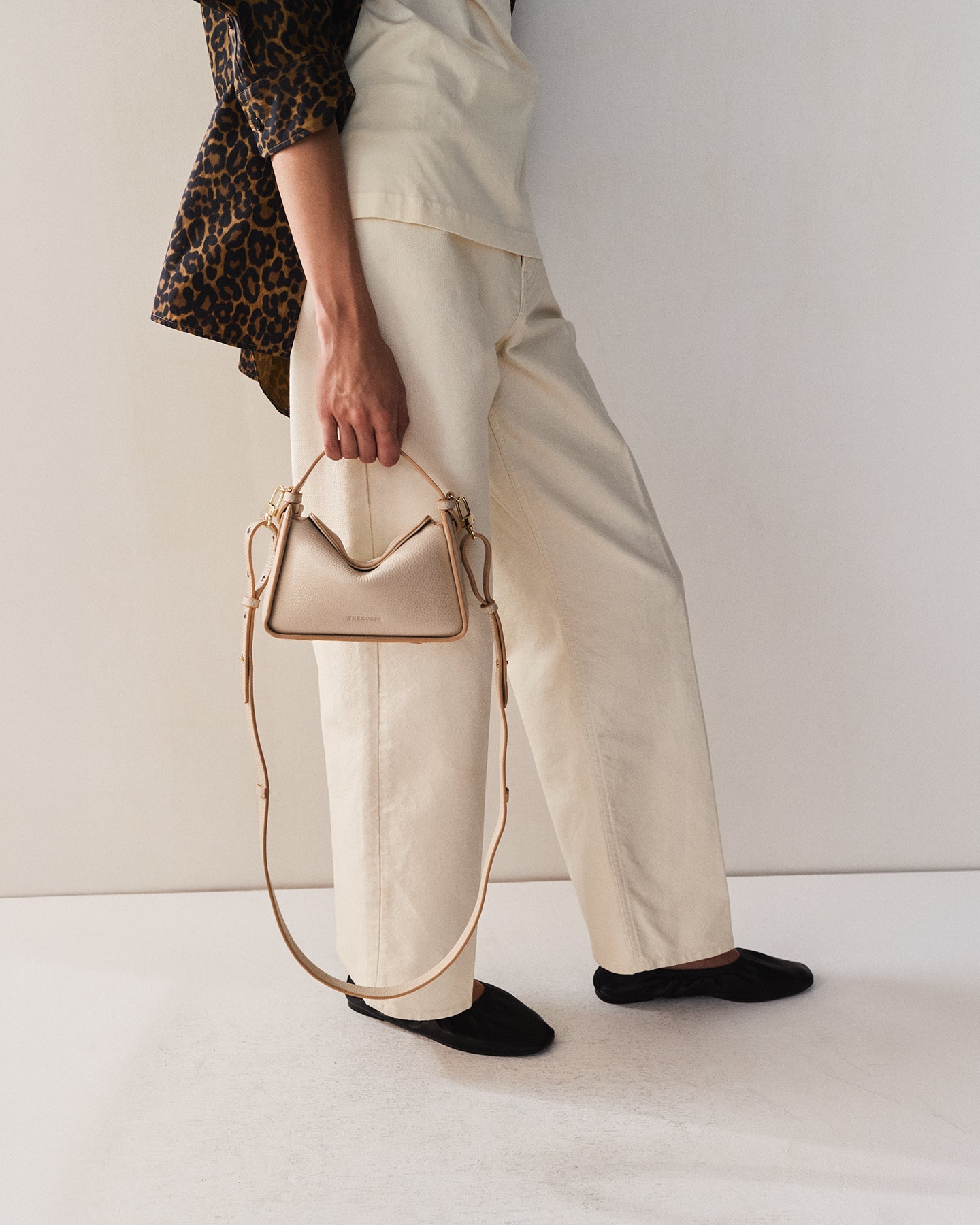 Mini Clementine Bag: Oat with Gold